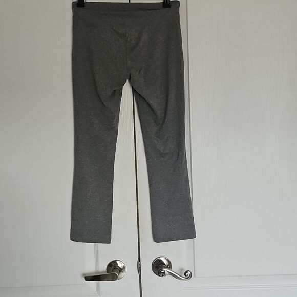 Gray Women's Cropped Leggings - Picture 9 of 16